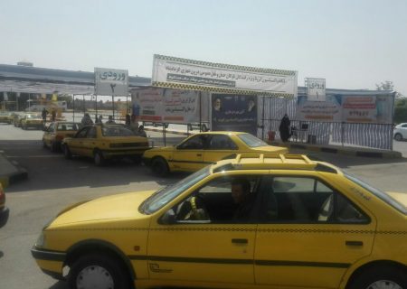 پایگاه واکسیناسیون رانندگان تاکسی کرمانشاه در اختیار عموم همشهریان قرار گرفت