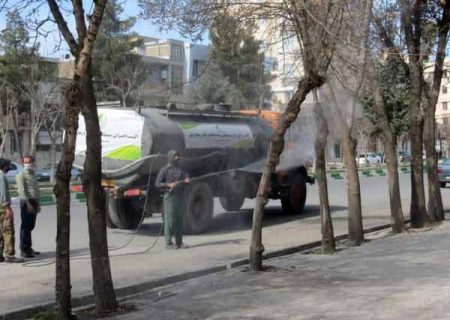 انجام عملیات سم پاشی زمستانه با روغن ولک برای نخستین بار در کرمانشاه