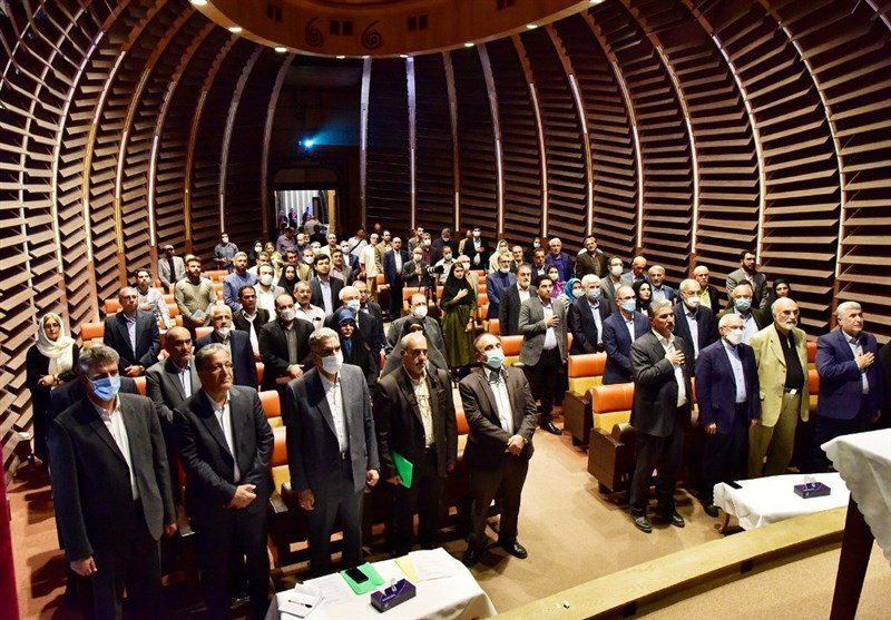 یاریگران اندیکا، به میدان آمدند