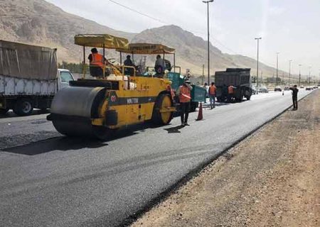 ۱۹ اکیپ فعال روکش آسفالت در راه‌های استان کرمانشاه