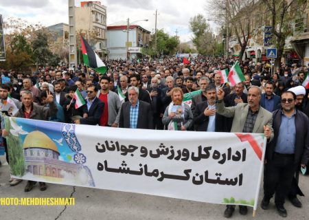 حضور‌ پر‌ رنگ جامعه بزرگ ورزش و‌جوانان کرمانشاه در مراسم راهپیمایی روز جهانی قدس۱۴۰۲ 