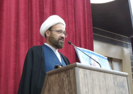 ایستادگی در برابر فتنه‌ها ضامن عزت و استقلال ملت است/تا زمانی ملت ایران ایمان و اعتقاد خود را حفظ کند، دشمن نمی‌تواند به اهدافش دست پیدا کند