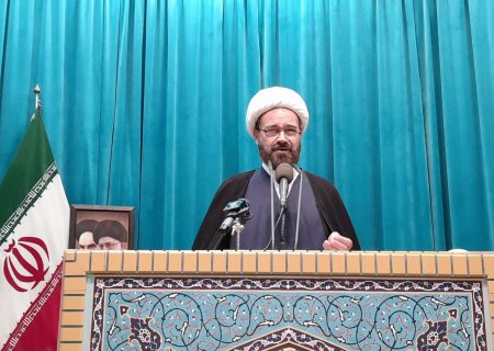 حضرت علی (ع) آیینه عملی دفاع از حق و عدالت بود