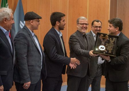 مردمی ترین جایزه در حوزه ی صنعت به شرکت سیمان غرب تعلق گرفت