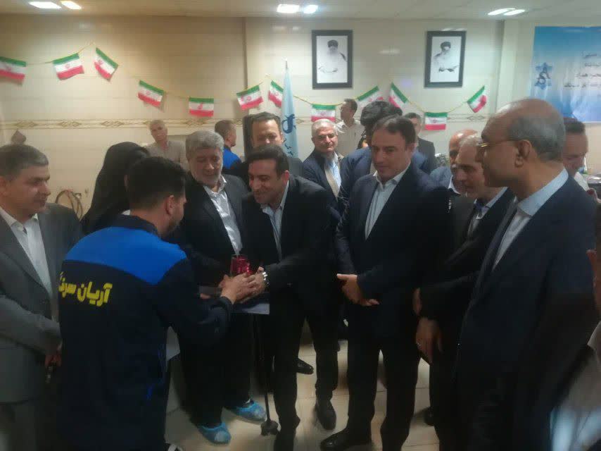 روز جهانی کارو کارگر از کارگران کارخانه آریان سرنگ کرمانشاه تقدیر شد