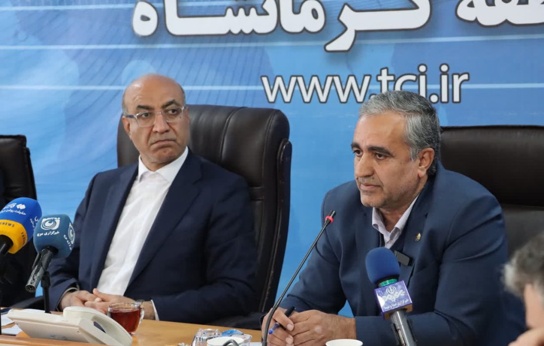 افزایش جهشی زیرساختهای ارتباطی در کرمانشاه/شبکه فیبر نوری استان امسال به ۲۱۰۰ کیلومتر میرسد