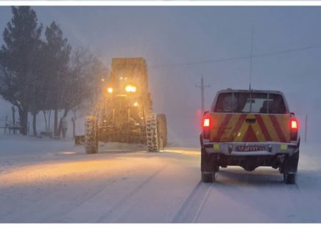 🔹️برف‌روبی ۲۶ هزار و ۵۵۰ کیلومتر باند در جاده های استان کرمانشاه / تمامی محورهای مواصلاتی باز است