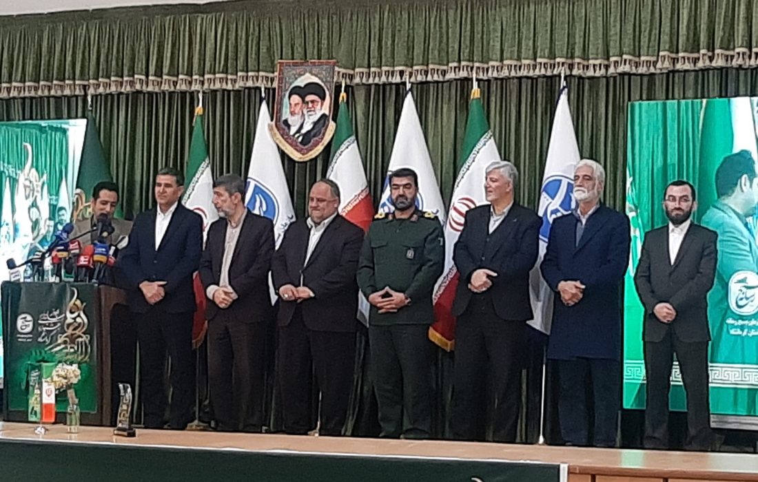 باید با تبیین نقشههای دشمن، افراد فریبخورده را آگاه کرد